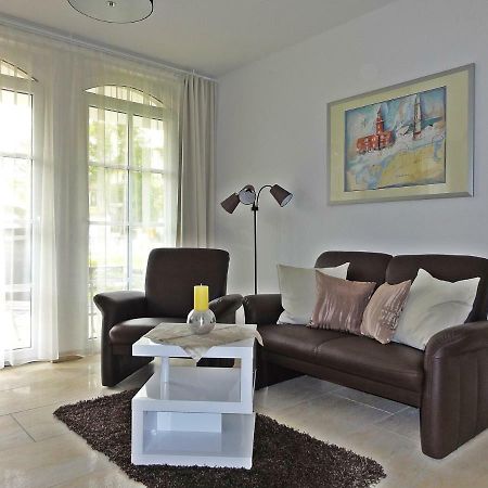 3 Zimmer Ferienwohnung Haus Meeresblick Mit Meerblick A005 Mit Suedterrasse Und Strandkorb Баабе Екстериор снимка