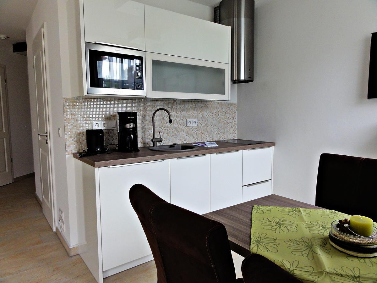 3 Zimmer Ferienwohnung Haus Meeresblick Mit Meerblick A005 Mit Suedterrasse Und Strandkorb Баабе Екстериор снимка
