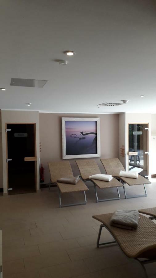 3 Zimmer Ferienwohnung Haus Meeresblick Mit Meerblick A005 Mit Suedterrasse Und Strandkorb Баабе Екстериор снимка