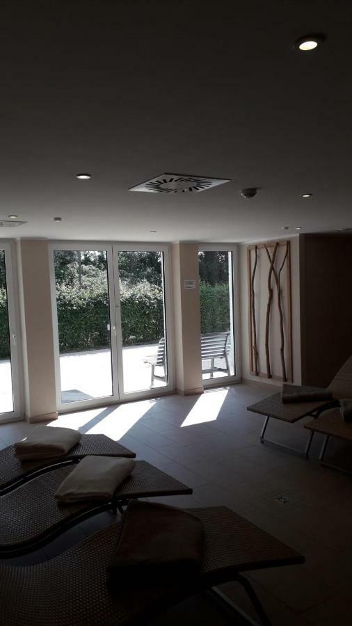 3 Zimmer Ferienwohnung Haus Meeresblick Mit Meerblick A005 Mit Suedterrasse Und Strandkorb Баабе Екстериор снимка